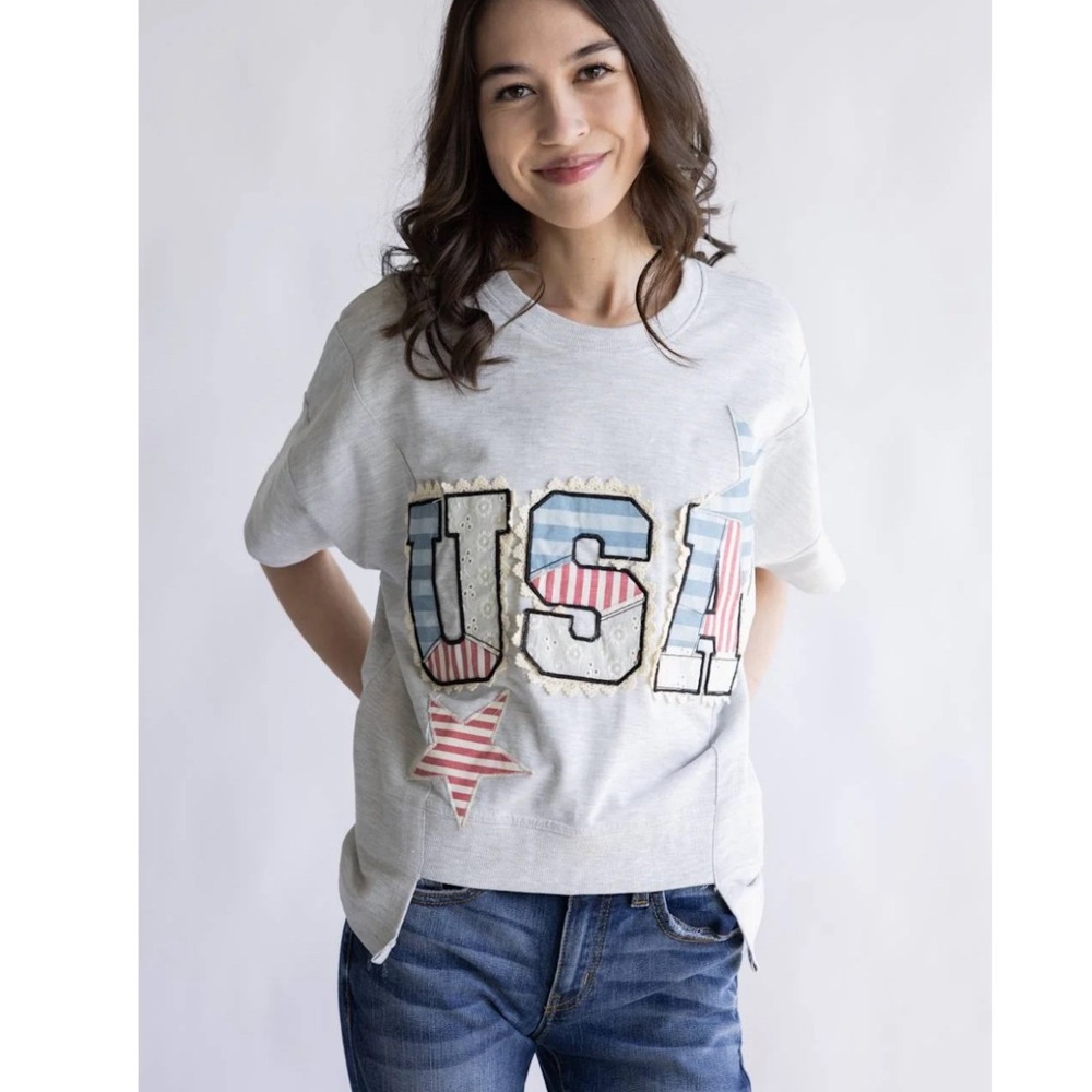 Simply‎ Southern Patchwork USA Short Sleeve Top Grey Heather Split Hem Small
